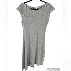 Max Studio Fitted Women’s Black and White Striped Dress